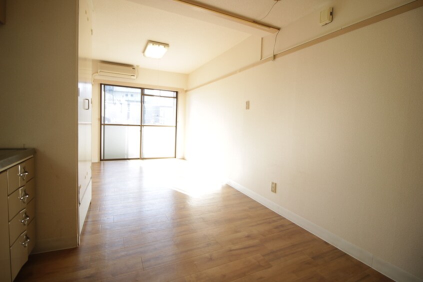 居室 アゼリアハイツ