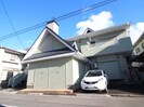 ｼﾃｨﾊｲﾂ一本杉の外観