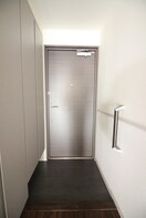 玄関 ルミエール日泉