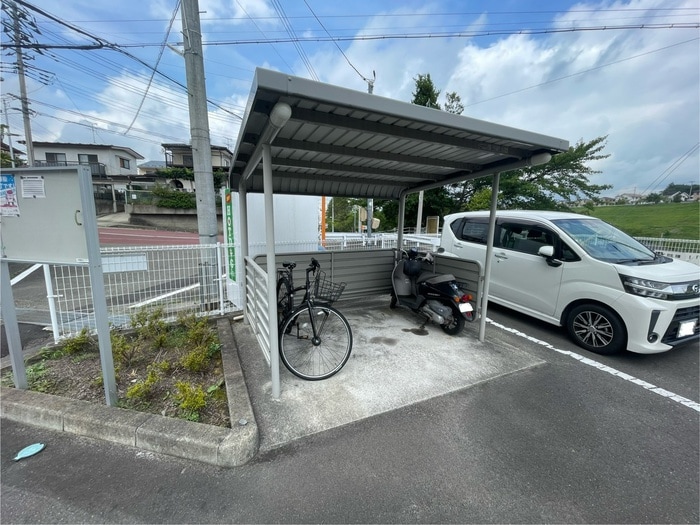 駐輪場 サングレイス