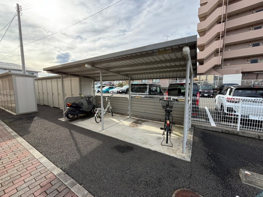駐輪場 アヴニールⅠ