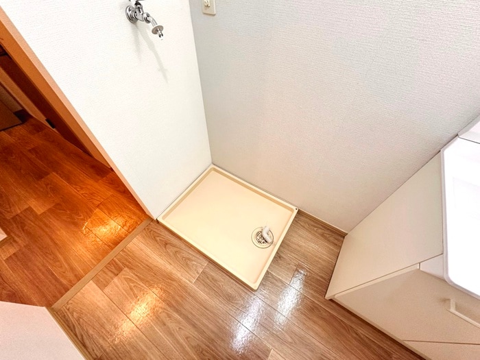 洗濯機置場 ロイヤルガーデン愛子A