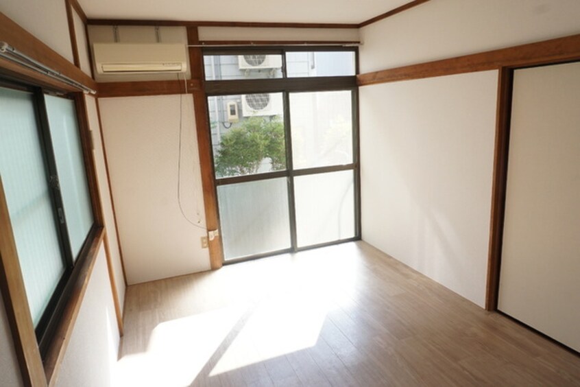 居室 高橋アパート