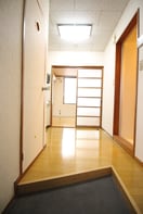 玄関 ｋｉｍａｃｈｉ１４３７ＭＨビル