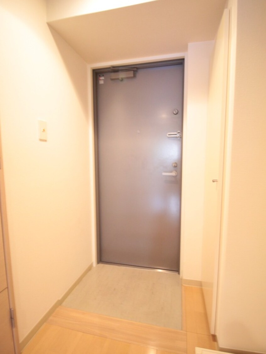 玄関 プラウドフラット五橋