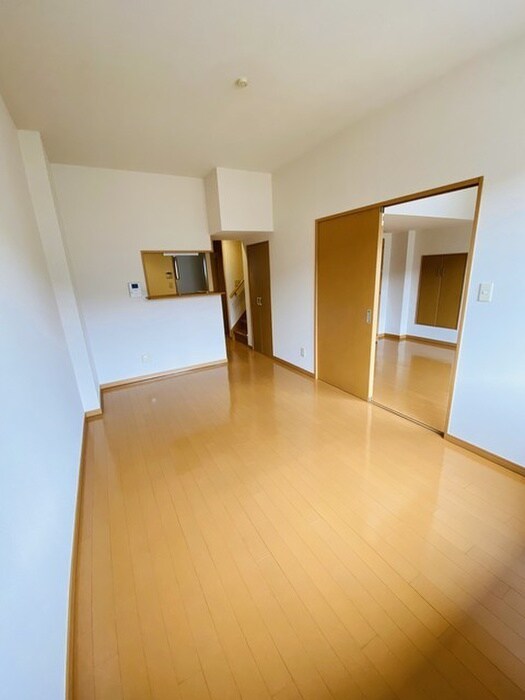 居室 エスポワ－ルコマツⅡＢ館