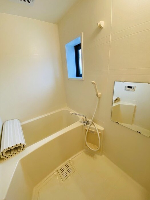 バス／シャワールーム等 エスポワ－ルコマツⅡＢ館