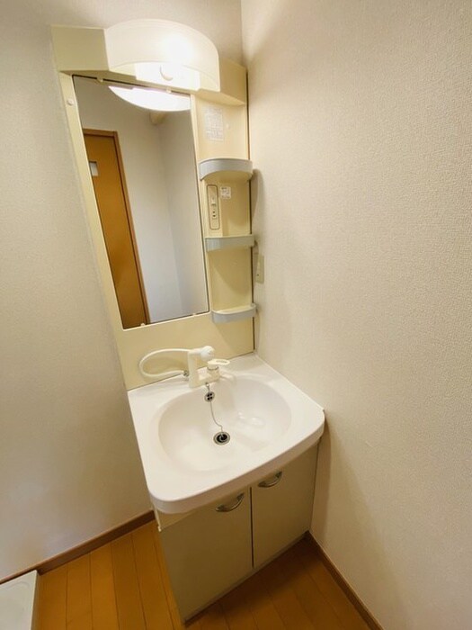 洗面 エスポワ－ルコマツⅡＢ館