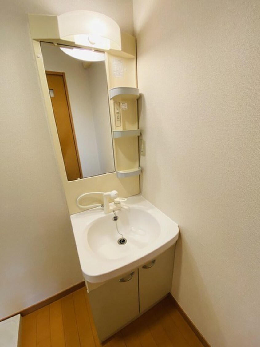 洗面 エスポワ－ルコマツⅡＢ館