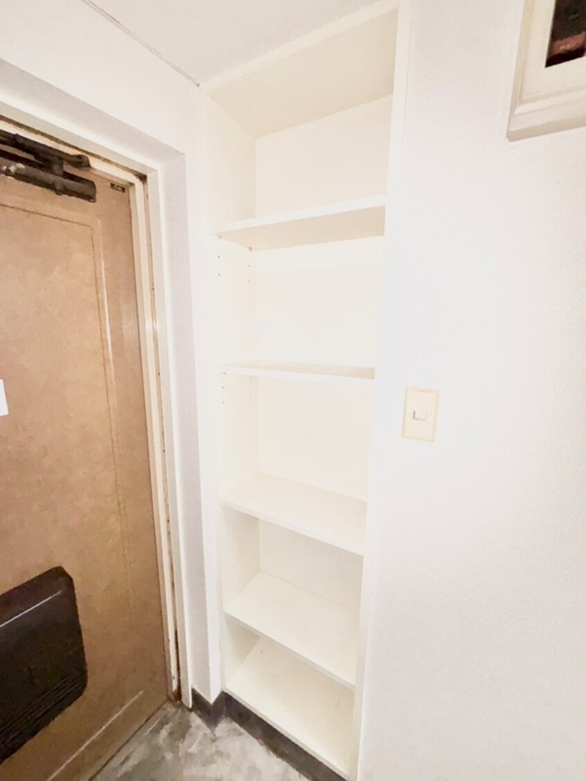 靴箱 ヴィラ－ジュ台原