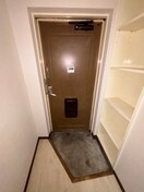 玄関 ヴィラ－ジュ台原