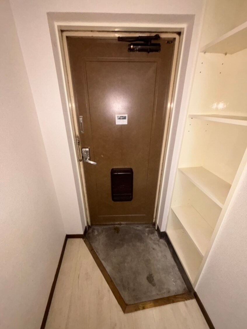 玄関 ヴィラ－ジュ台原