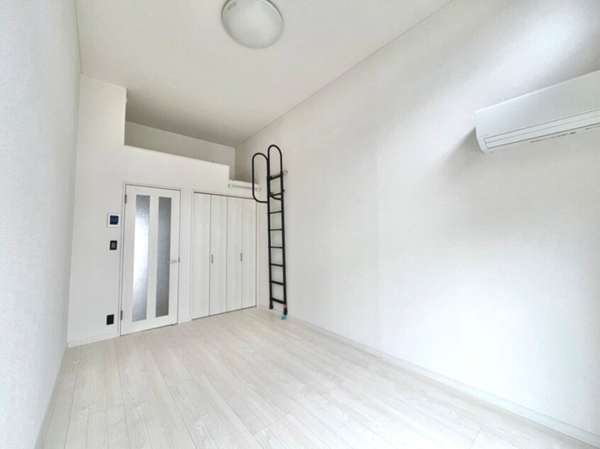 居室 ﾎﾜｲﾄｷｬｯｽﾙ六丁の目ﾋﾞﾚｼﾞB棟