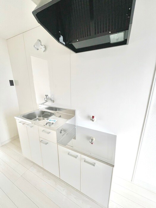 キッチン ﾎﾜｲﾄｷｬｯｽﾙ六丁の目ﾋﾞﾚｼﾞB棟