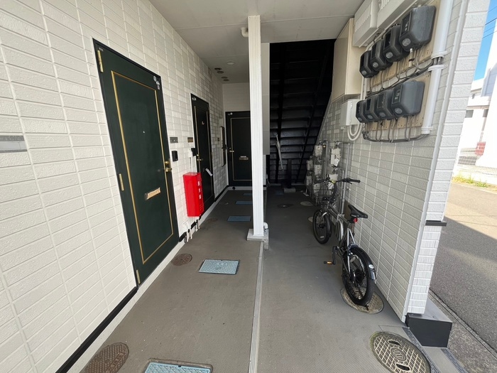 エントランス部分 ﾎﾜｲﾄｷｬｯｽﾙ六丁の目ﾋﾞﾚｼﾞB棟