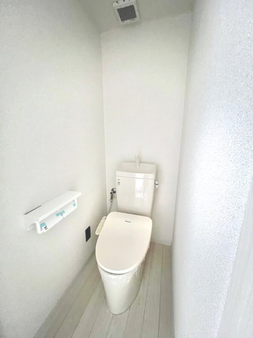 トイレ ﾎﾜｲﾄｷｬｯｽﾙ六丁の目ﾋﾞﾚｼﾞB棟