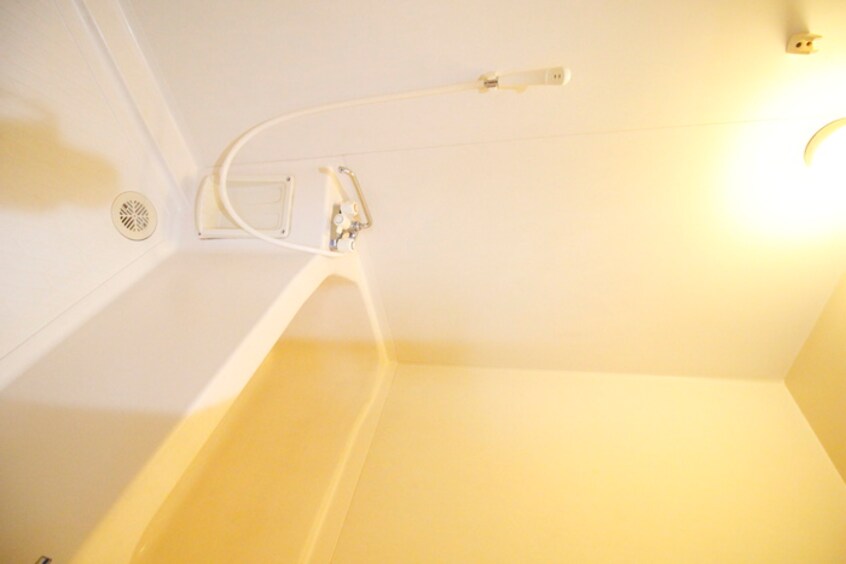 バス／シャワールーム等 ﾎﾜｲﾄｷｬｯｽﾙ六丁の目ﾋﾞﾚｼﾞB棟