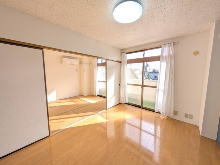 居室 メルシーハイツ飯田　Ａ棟