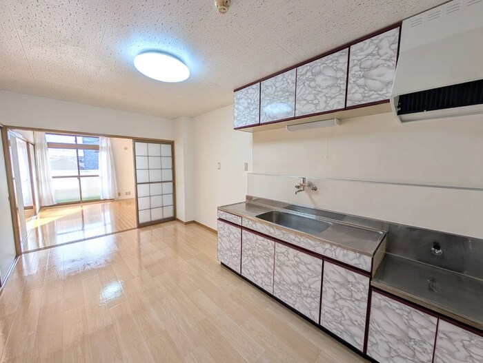 居室 メルシーハイツ飯田　Ａ棟