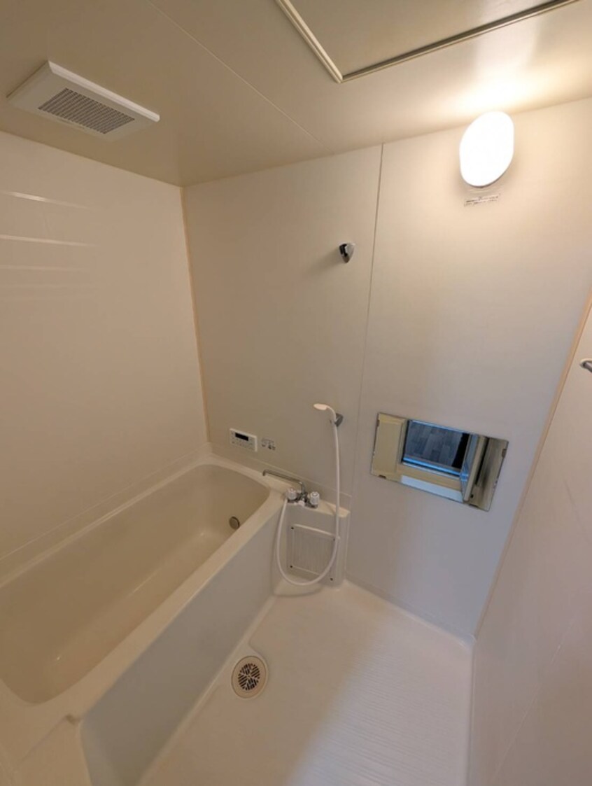 バス／シャワールーム等 メルシーハイツ飯田　Ａ棟