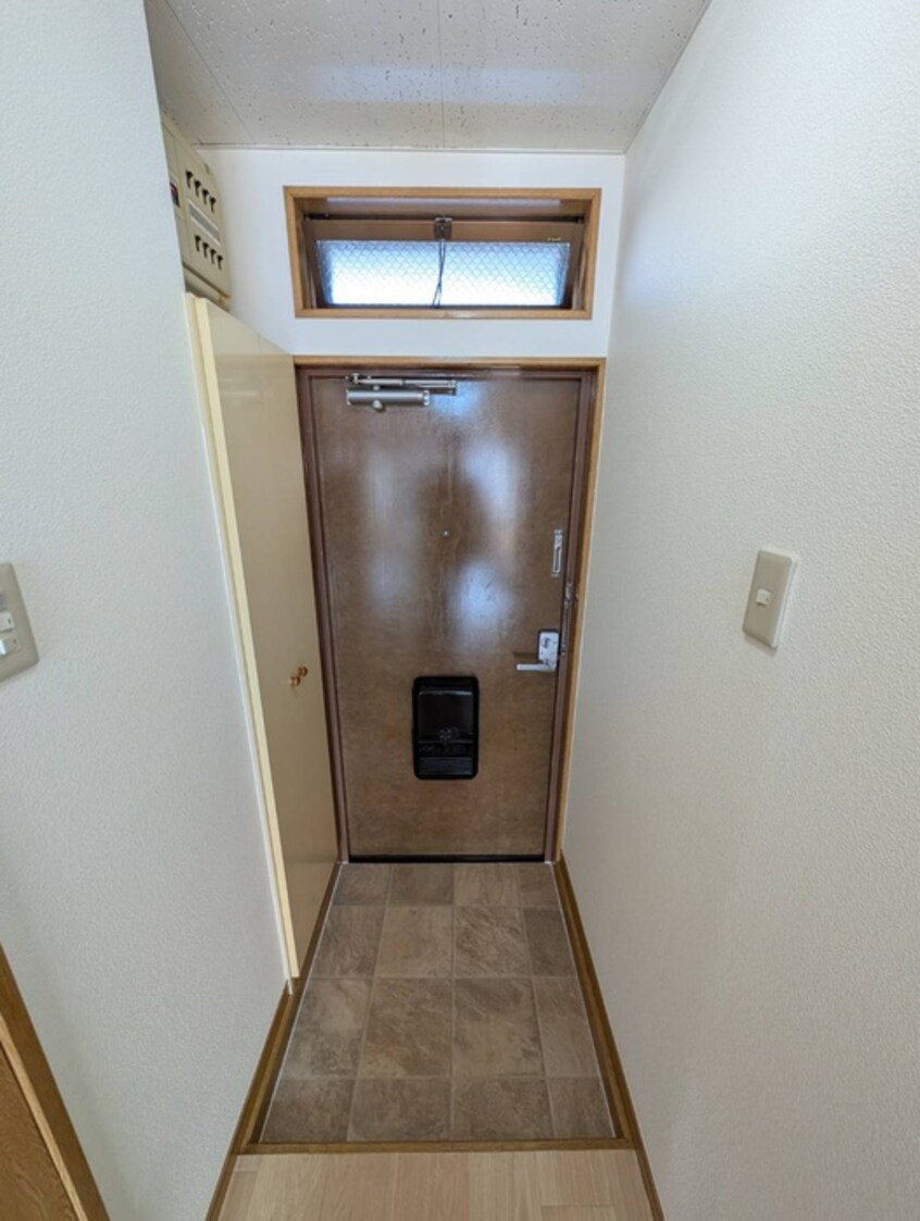 玄関 メルシーハイツ飯田　Ａ棟