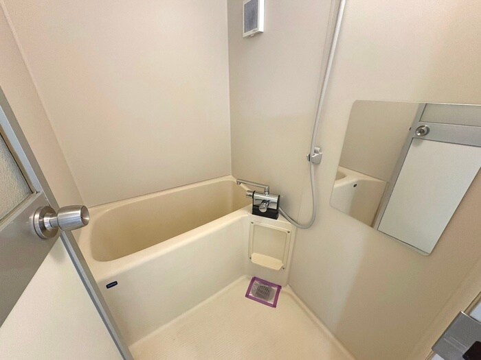 バス／シャワールーム等 イ－グルハイツ高松　１