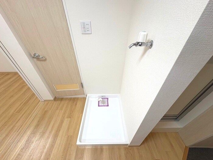 洗濯機置場 イ－グルハイツ高松　１