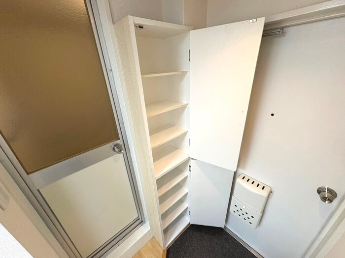 靴箱 イ－グルハイツ高松　１