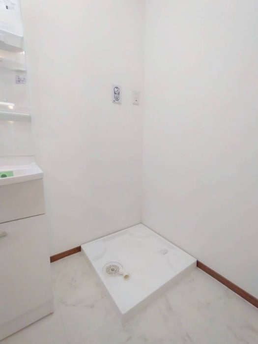 洗濯機置場 ア－リ－スロ－プ