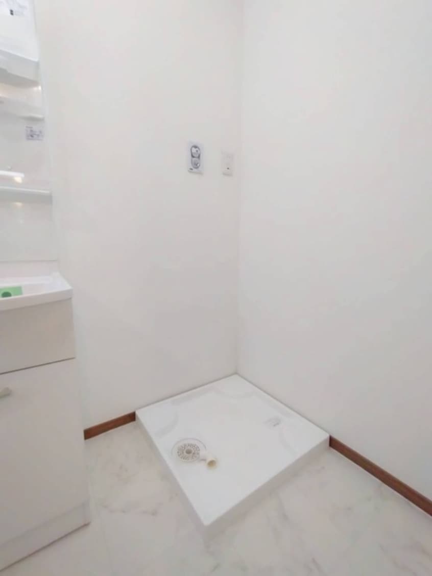 洗濯機置場 ア－リ－スロ－プ