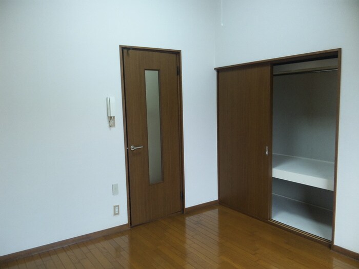 収納 ア－バンハイツ安養寺