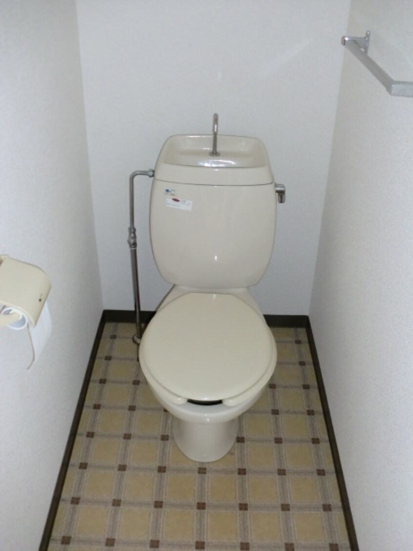 トイレ コ－ポめぐみ