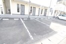 駐車場 カサフロール弐番館