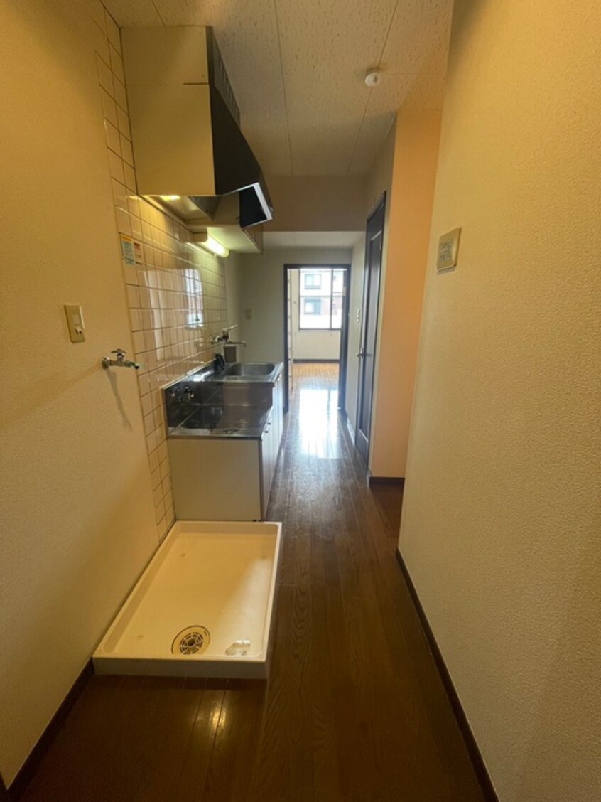 廊下 カサフロール弐番館