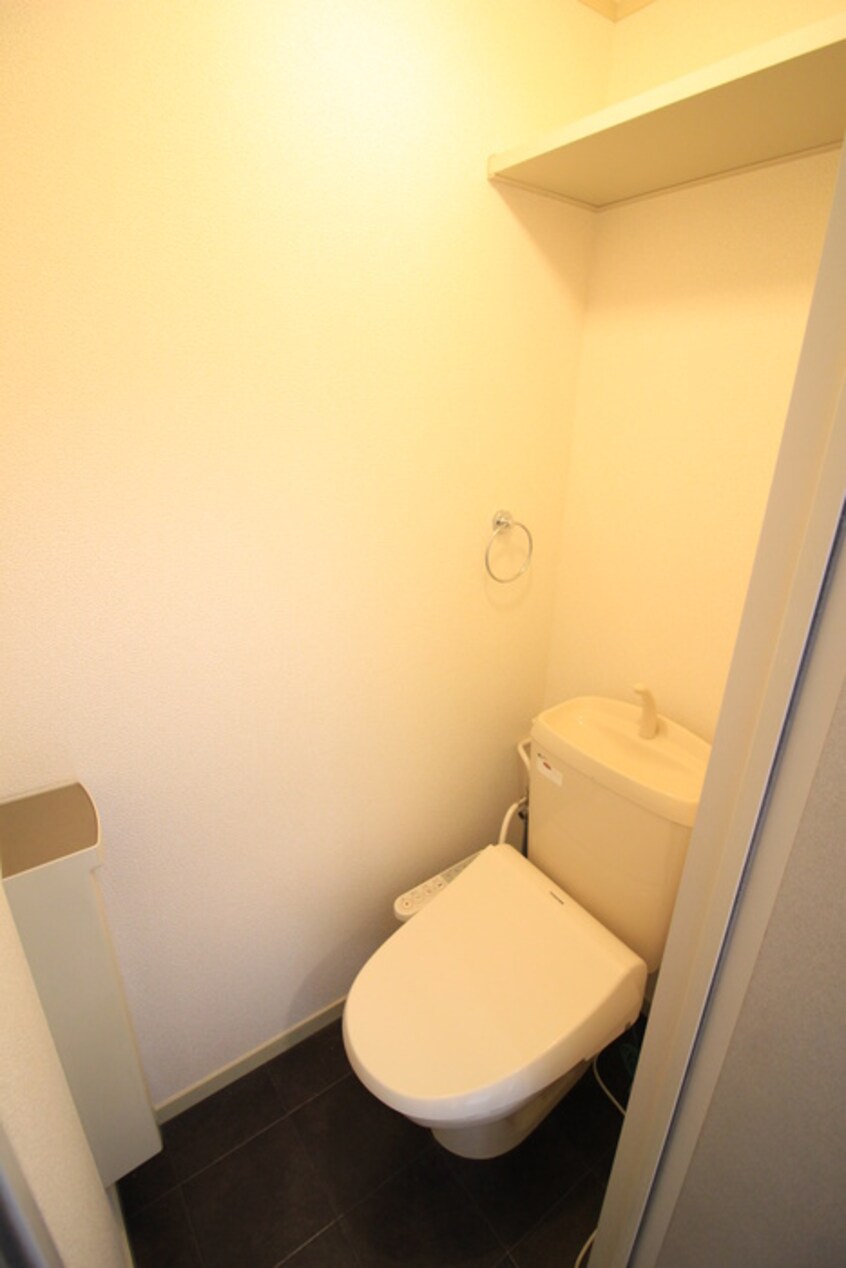 トイレ アイビーアレイ