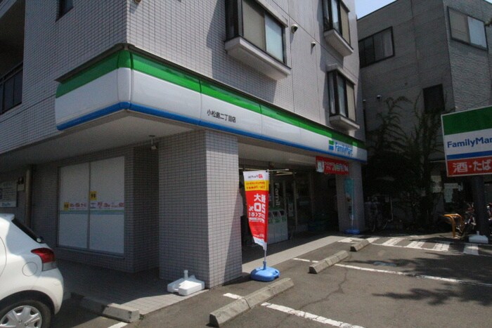 ファミリーマート　小松島2丁目店(コンビニ)まで114m ＥＬＫ　ＨＯＵＳＥ　Ｂ