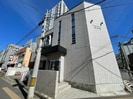 副都心ビル百番館木町通りの外観
