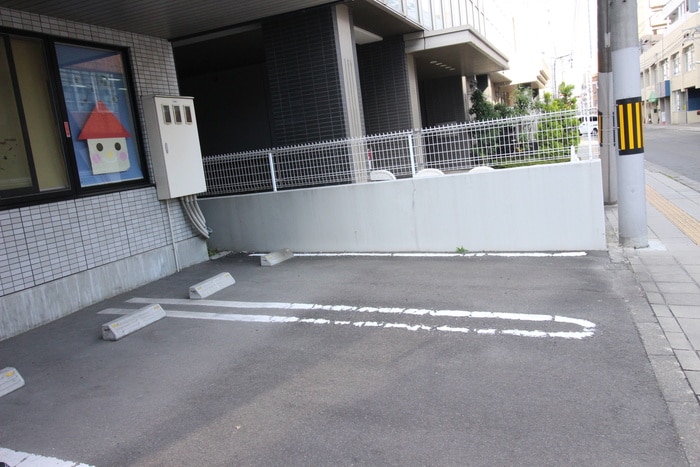 駐車場 副都心ビル百番館木町通り