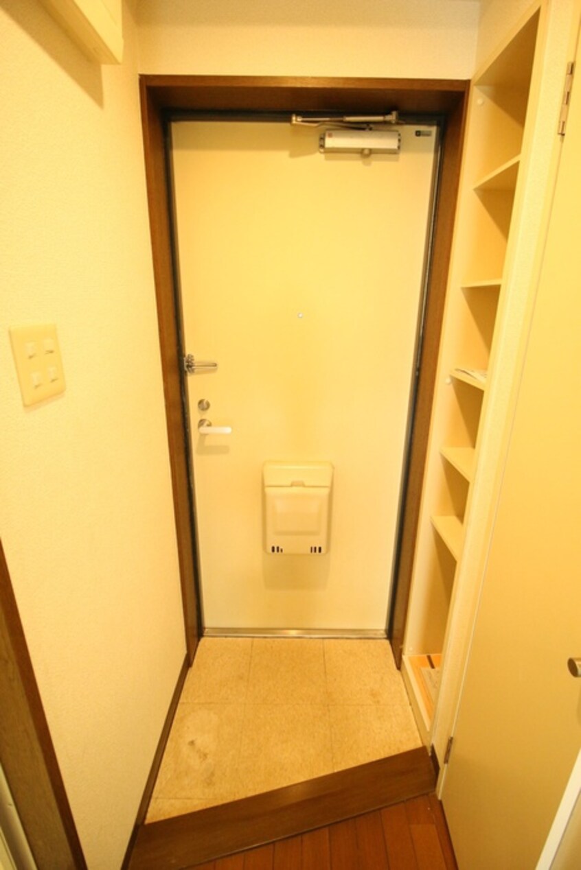 玄関 ホットハウス台原森林公園