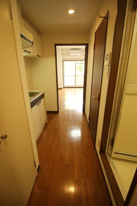 廊下 ホットハウス台原森林公園