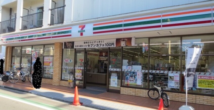 セブン-イレブン 仙台米ヶ袋１丁目店(コンビニ)まで38m ファミ－ル戸田（２Ｆ）