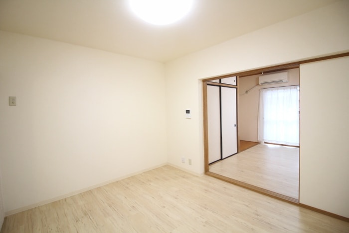 居室 レジデンス花京院