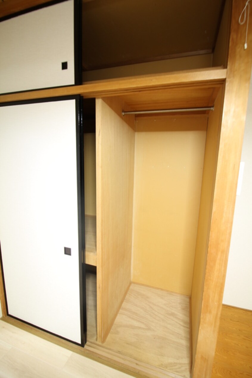 収納 レジデンス花京院