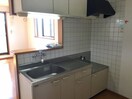 キッチン ティ－ブリッジ南吉成