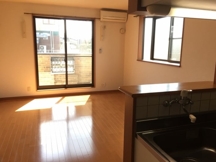 居室 ティ－ブリッジ南吉成