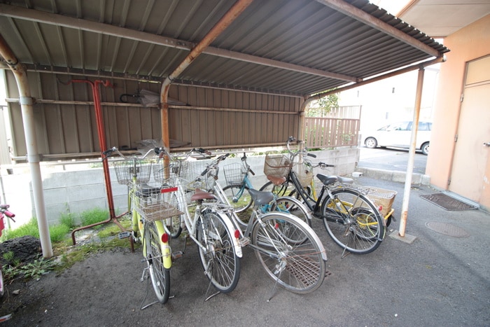 駐輪場 丸藤ビル