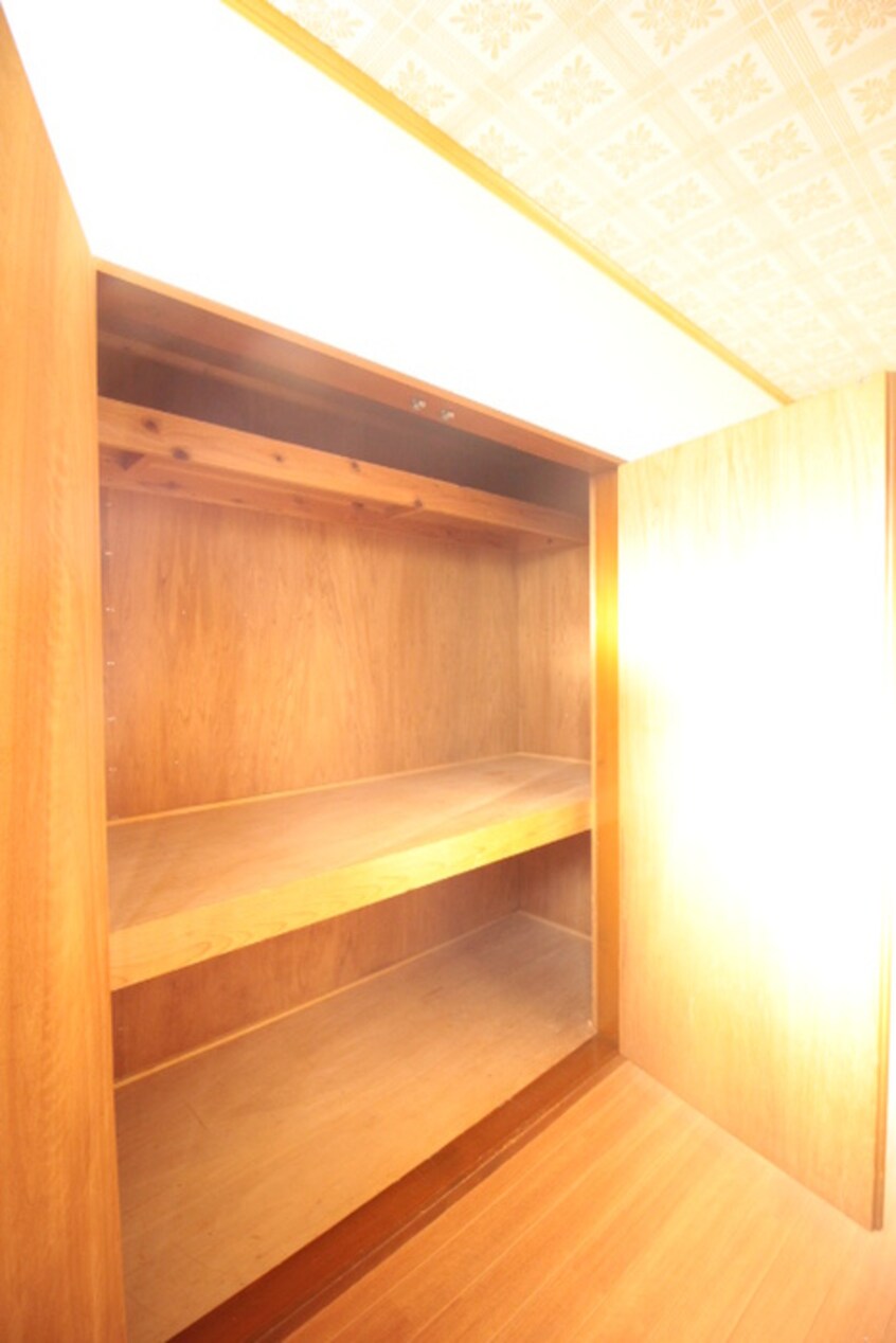 収納 マリンハイツＢ