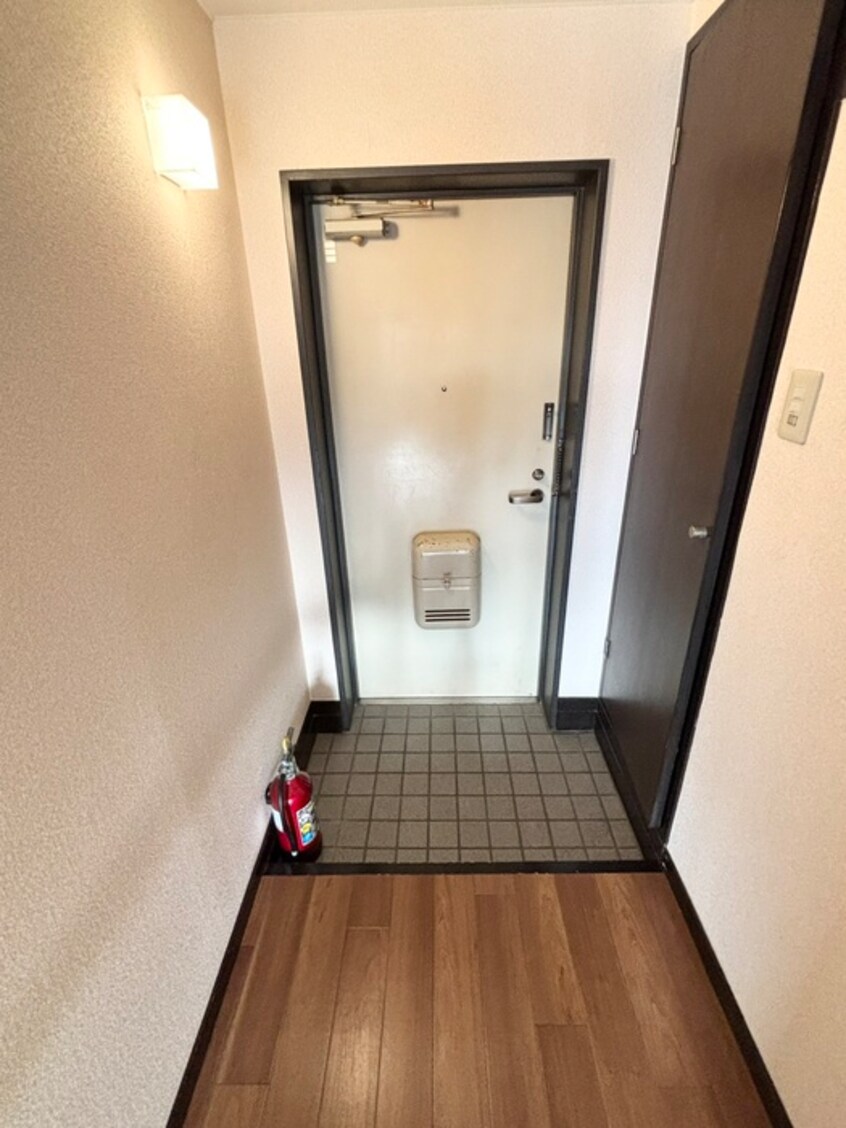 玄関 メゾンド加納Ⅱ