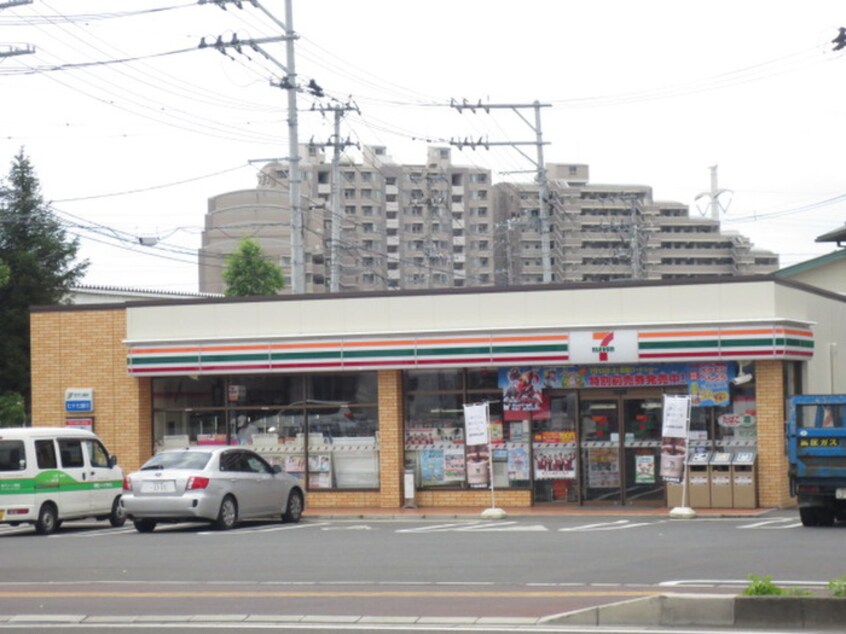 セブンイレブン高玉町店(コンビニ)まで400m メゾンド加納Ⅱ