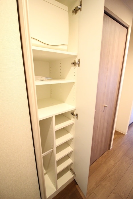 靴箱 メルヴェーユ東八番丁